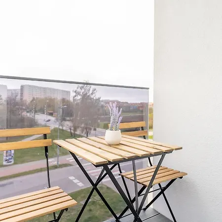 Apartamento Fredry 2 Liliowy *