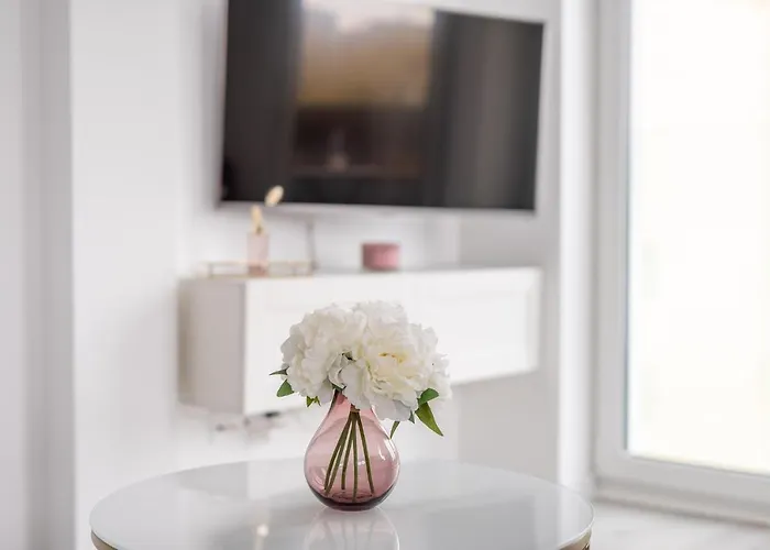 شقة Fredry 2 Liliowy *