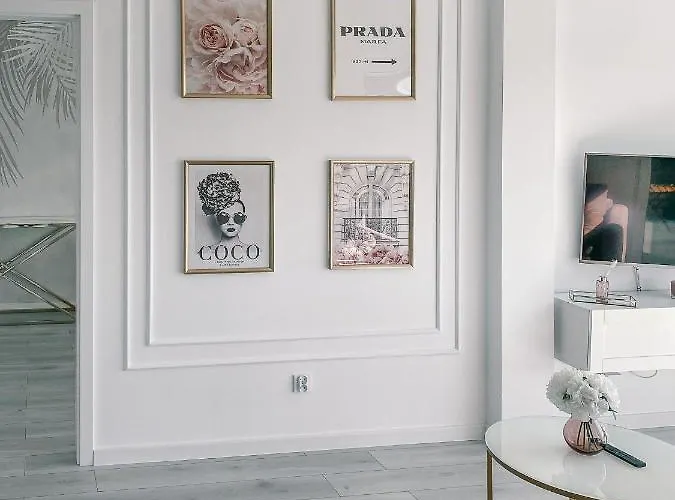 아파트 Fredry 2 Liliowy *